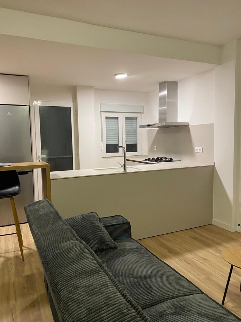 Kitchen with tall units in Gata de Gorgos